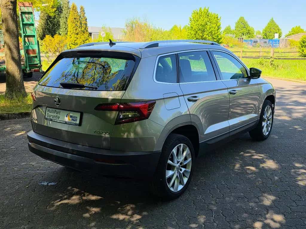 Skoda Karoq Style*1.HD*Navi*LED*Kamera*ACC*DAB*R&L.Sen 04/2019-photo-8