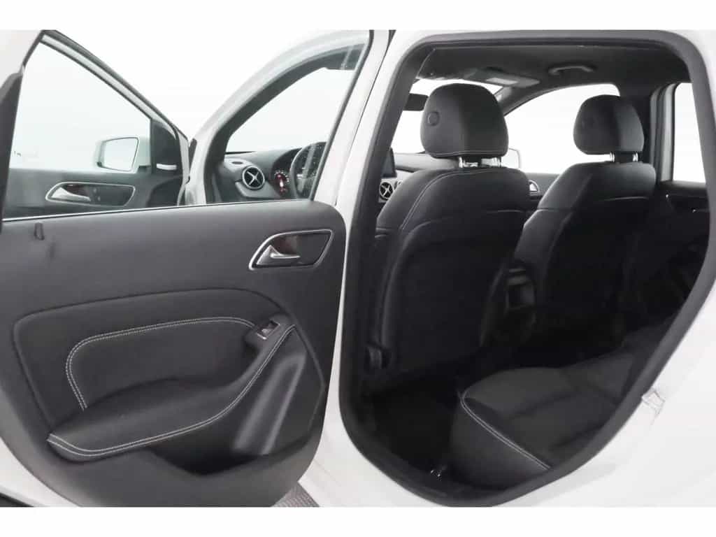 Mercedes-Benz B 200 7G-DCT Urban+LED+NAVI+PDC+SHZ+TEMPO 11/2017-photo-17