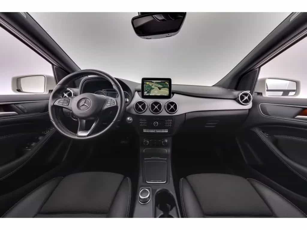 Mercedes-Benz B 200 7G-DCT Urban+LED+NAVI+PDC+SHZ+TEMPO 11/2017-photo-9