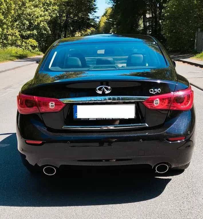Infiniti Q50 2.2d Premium Executive Voll Leder LED Memory 12/2015-photo-7