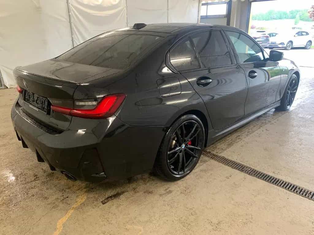 BMW 3 Series 330 lim i M Sport 19Zoll HeadUP Harman&Kardon 11/2023-photo-3