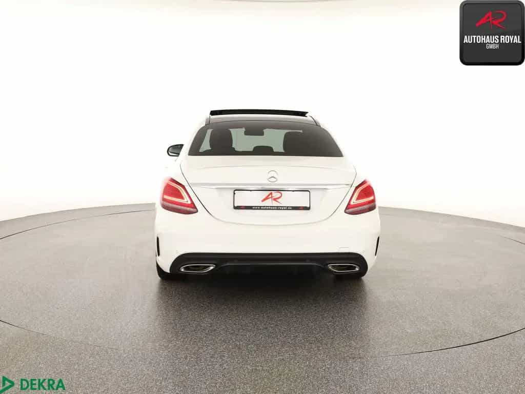 Mercedes-Benz C 400 4M 3x AMG NIGHT MULTIBEAM,MEMORY,KAMERA,SH 07/2019-photo-3