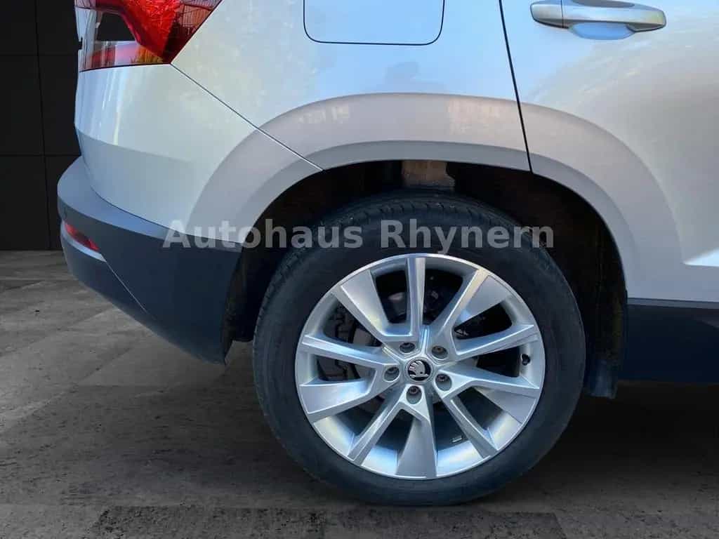 Skoda Karoq 1.5 TSI 110 kW 02/2022-photo-15