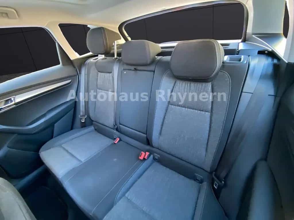 Skoda Karoq 1.5 TSI 110 kW 02/2022-photo-23
