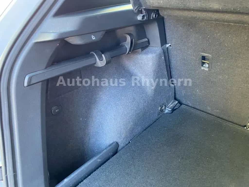 Skoda Karoq 1.5 TSI 110 kW 02/2022-photo-29