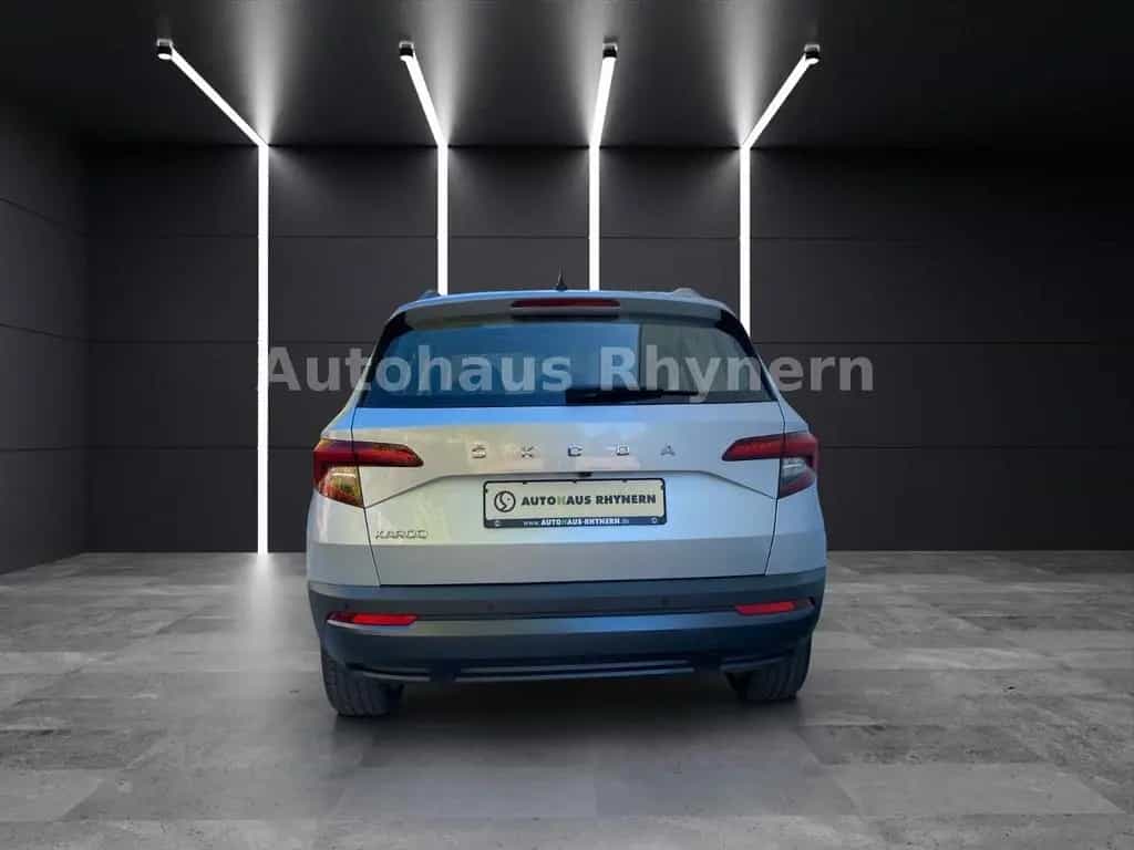Skoda Karoq 1.5 TSI 110 kW 02/2022-photo-3