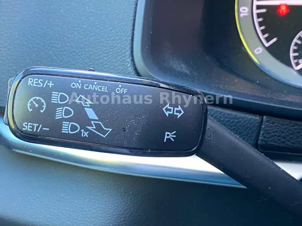 Skoda Karoq 1.5 TSI 110 kW 02/2022-photo-37