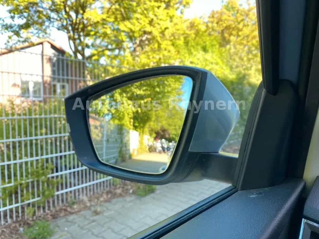 Skoda Karoq 1.5 TSI 110 kW 02/2022-photo-39