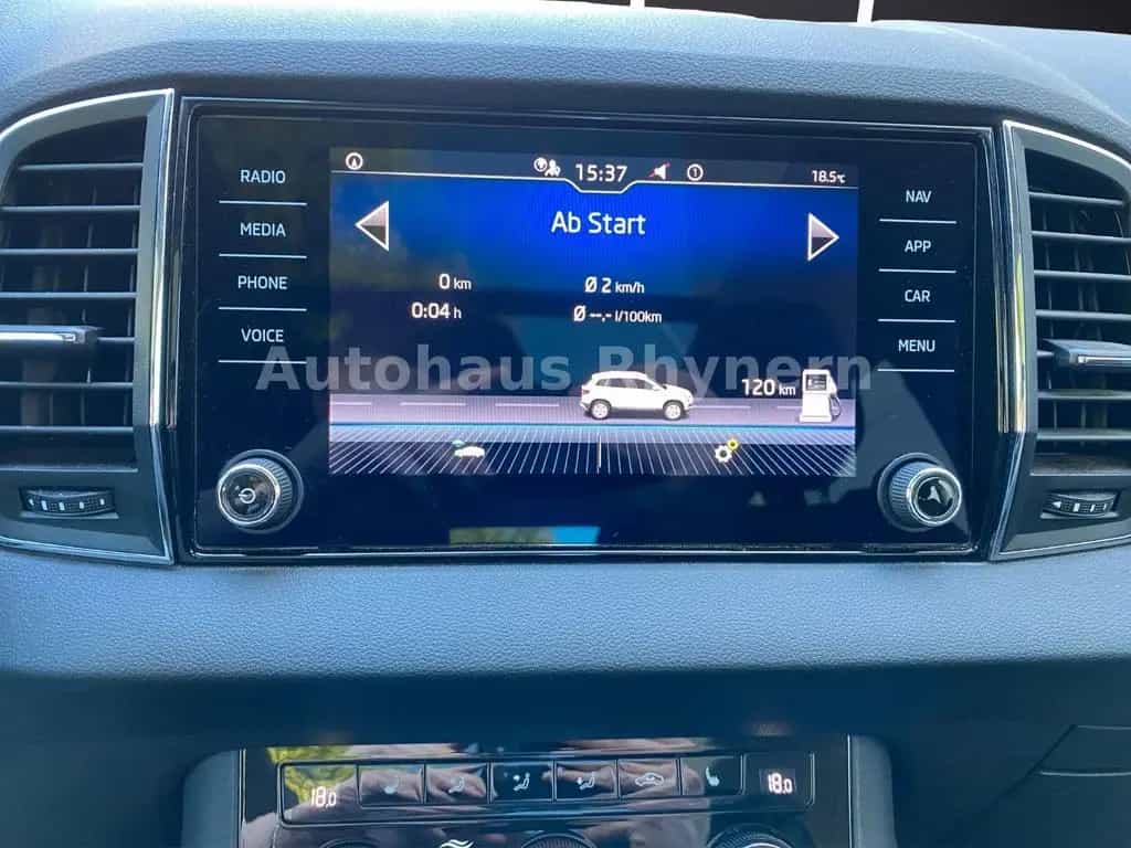 Skoda Karoq 1.5 TSI 110 kW 02/2022-photo-42