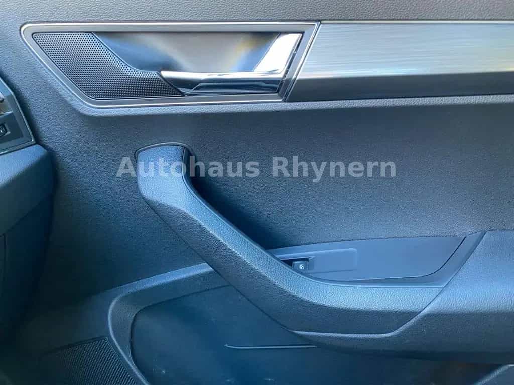Skoda Karoq 1.5 TSI 110 kW 02/2022-photo-46