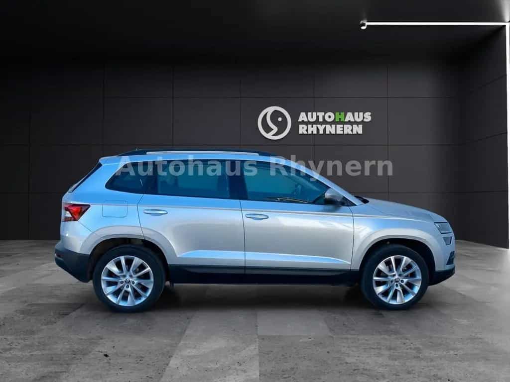 Skoda Karoq 1.5 TSI 110 kW 02/2022-photo-5