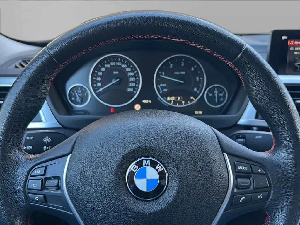 BMW 320 d xDrive Sport Line*Leder*LED*Kamera*HiFi* 01/2018-photo-12