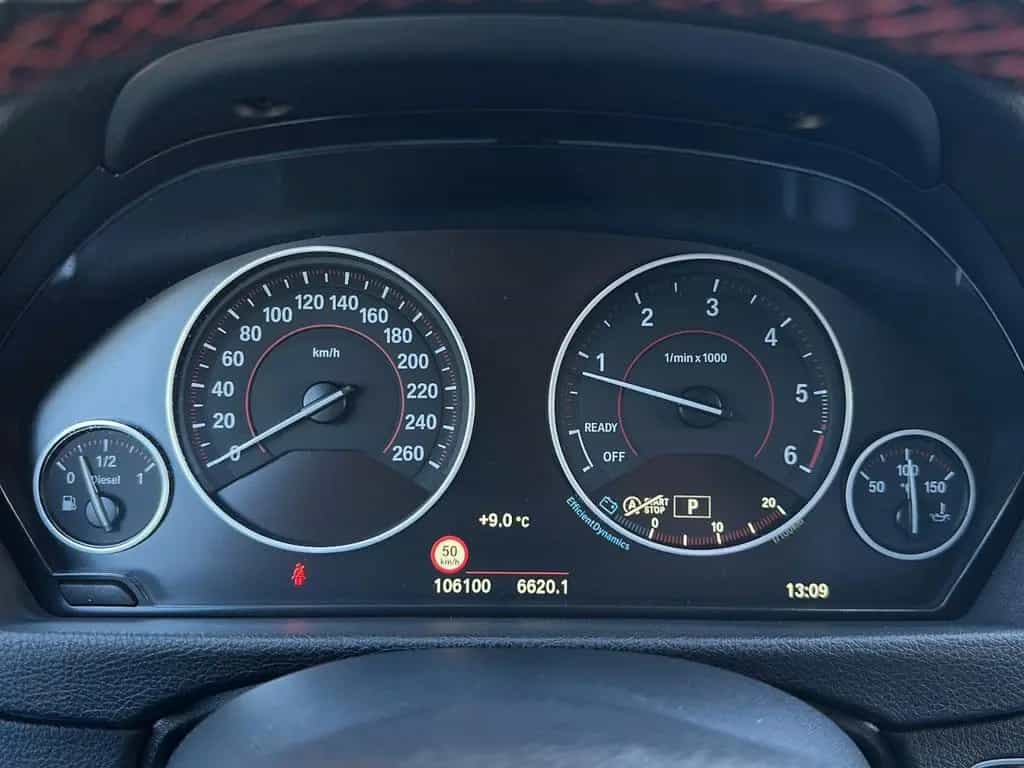 BMW 320 d xDrive Sport Line*Leder*LED*Kamera*HiFi* 01/2018-photo-13