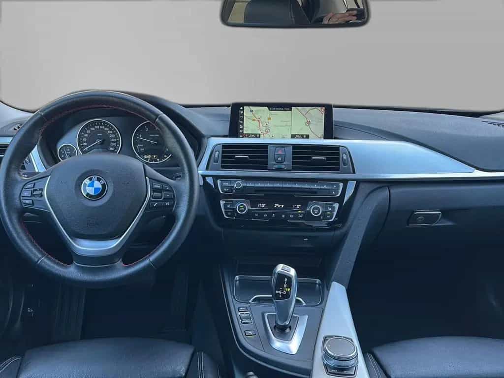 BMW 320 d xDrive Sport Line*Leder*LED*Kamera*HiFi* 01/2018-photo-16