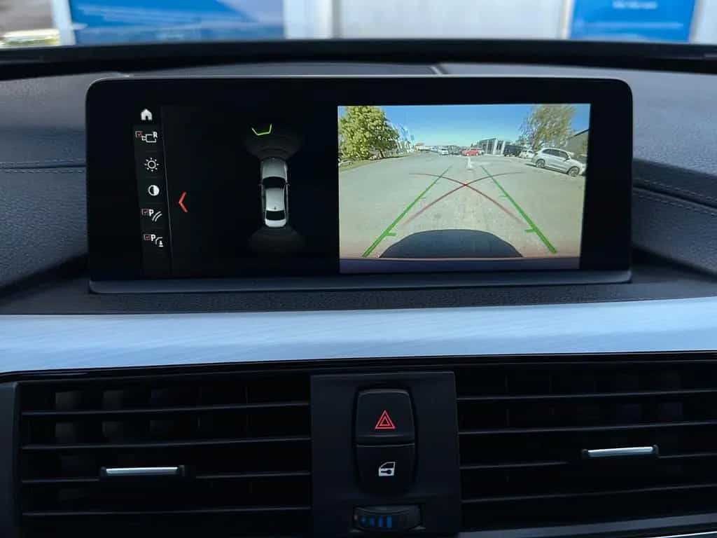 BMW 320 d xDrive Sport Line*Leder*LED*Kamera*HiFi* 01/2018-photo-27