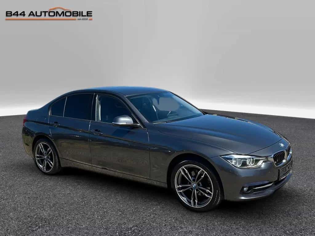BMW 320 d xDrive Sport Line*Leder*LED*Kamera*HiFi* 01/2018-photo-7