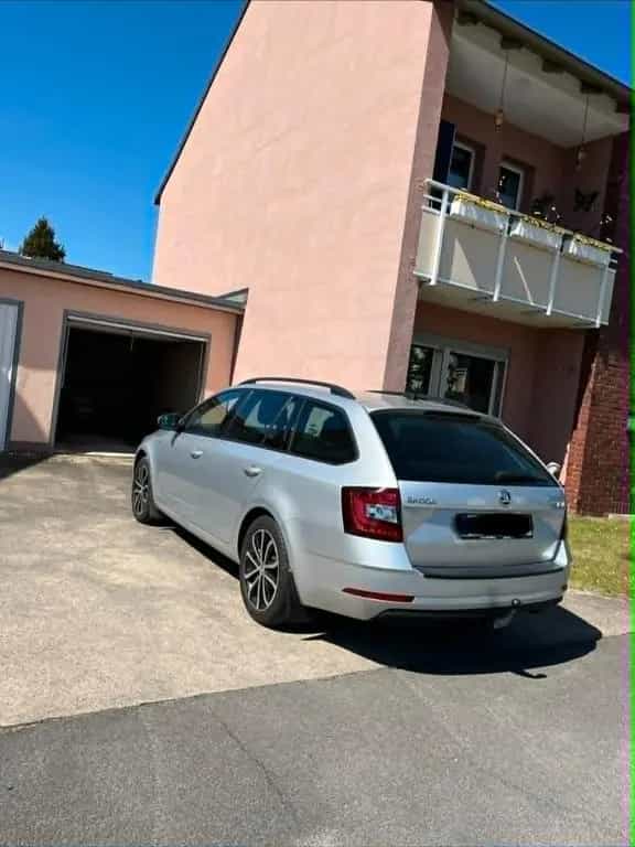 Skoda Octavia 1.6 TDI SCR Style Style 07/2020-photo-3