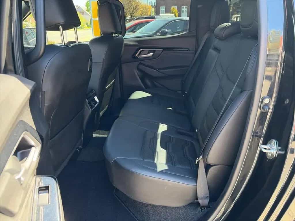 Isuzu D-Max Double Cab 1,9 V-CROSS 10/2023-photo-12