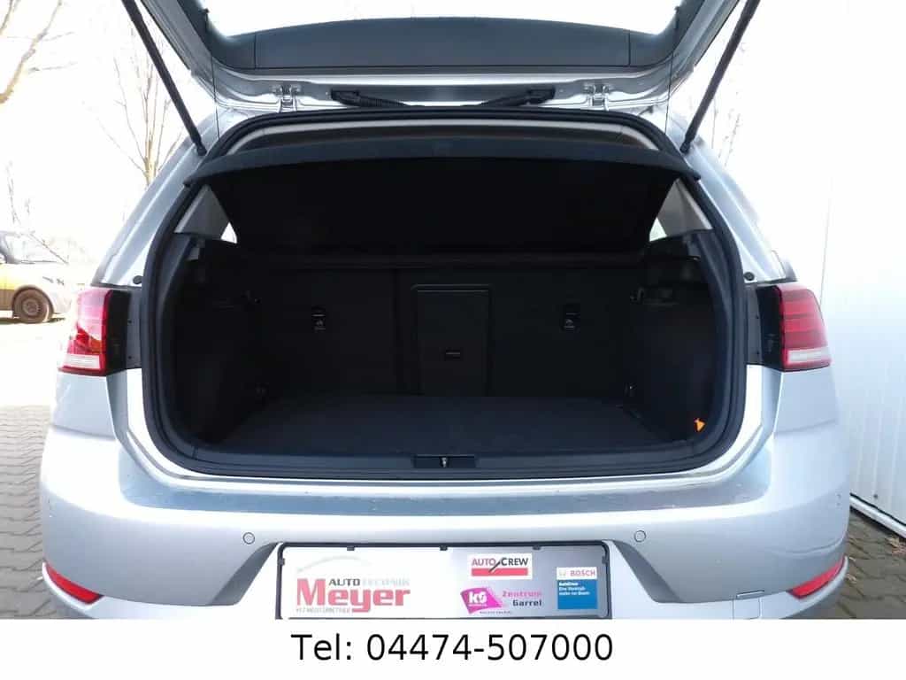 Volkswagen Golf VII 1.5 TSI 150PS ACT ACC Navi Massage 11/2018-photo-10