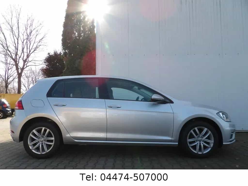 Volkswagen Golf VII 1.5 TSI 150PS ACT ACC Navi Massage 11/2018-photo-8
