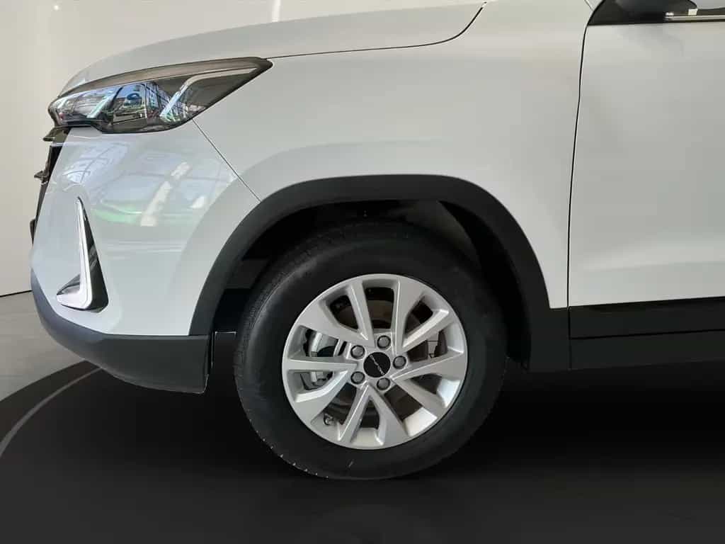 BAIC Beijing X35 ***MTL.RATE 199,00€*** 07/2024-photo-10