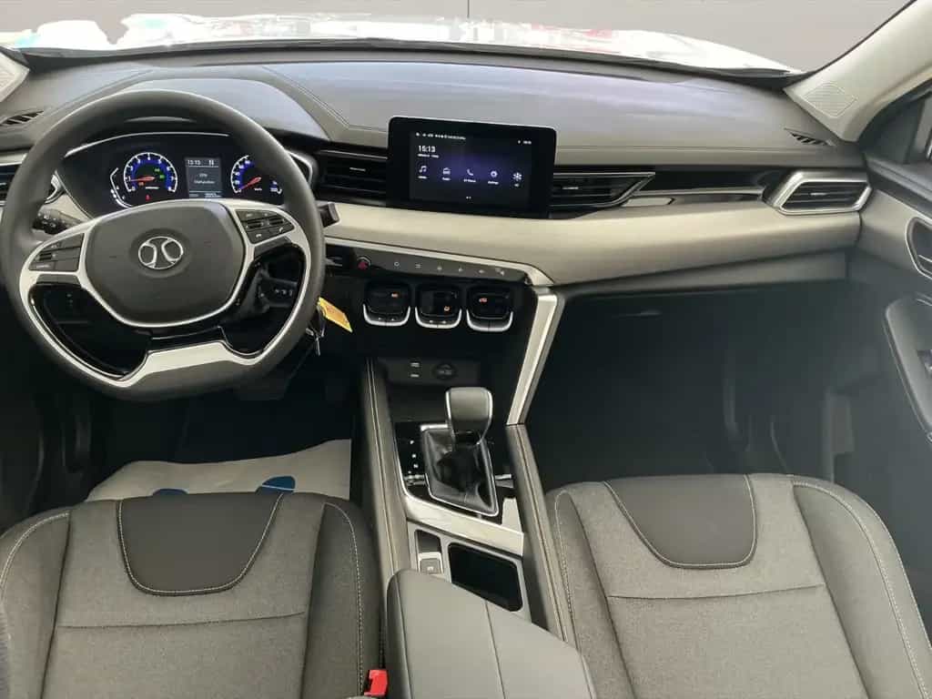BAIC Beijing X35 ***MTL.RATE 199,00€*** 07/2024-photo-14