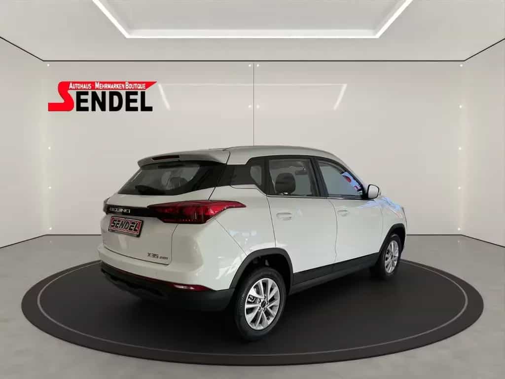 BAIC Beijing X35 ***MTL.RATE 199,00€*** 07/2024-photo-3