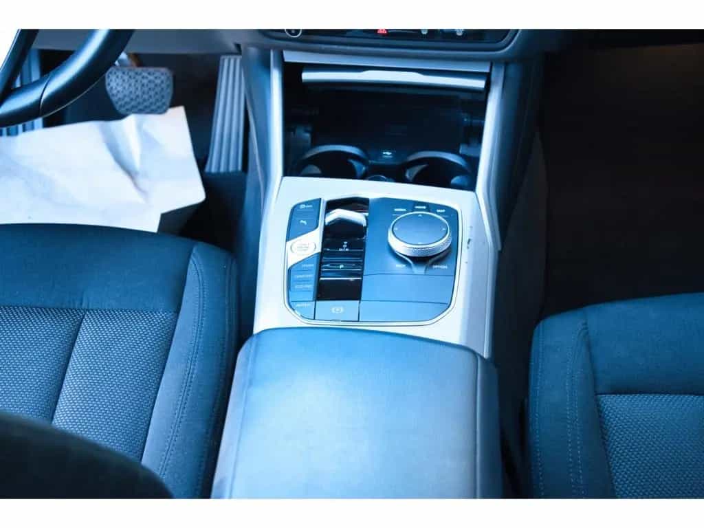 BMW 318 d Touring HUD Navi SHz LED Rückfahrkamera 05/2023-photo-20