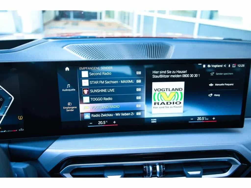 BMW 318 d Touring HUD Navi SHz LED Rückfahrkamera 05/2023-photo-21