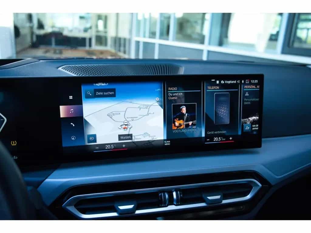 BMW 318 d Touring HUD Navi SHz LED Rückfahrkamera 05/2023-photo-24