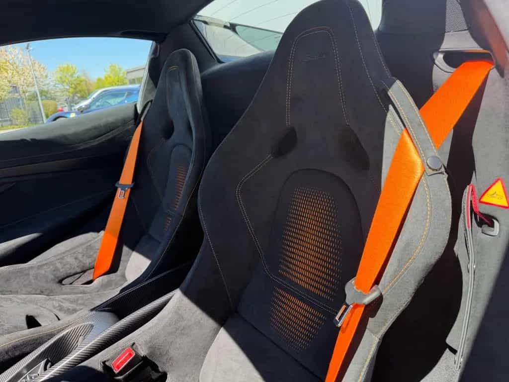 McLaren 765LT Spider Stealth Pack NEUWAGEN! 12/2021-photo-12