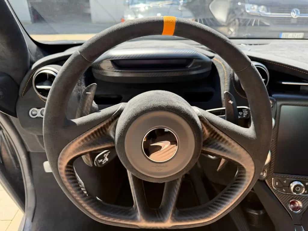 McLaren 765LT Spider Stealth Pack NEUWAGEN! 12/2021-photo-18