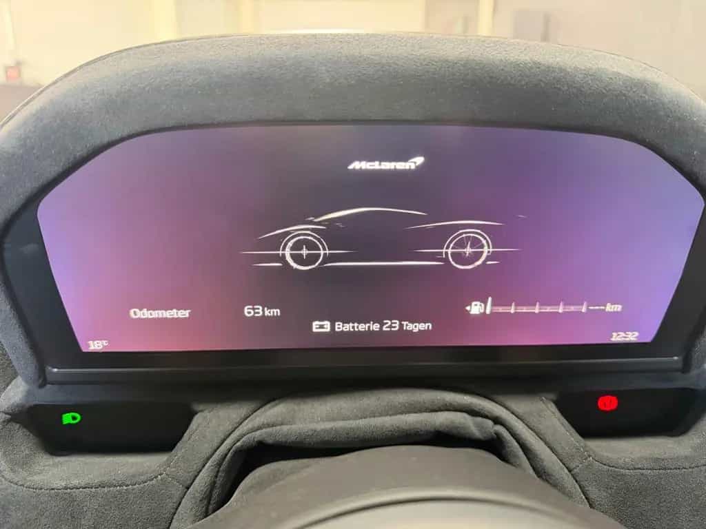 McLaren 765LT Spider Stealth Pack NEUWAGEN! 12/2021-photo-19
