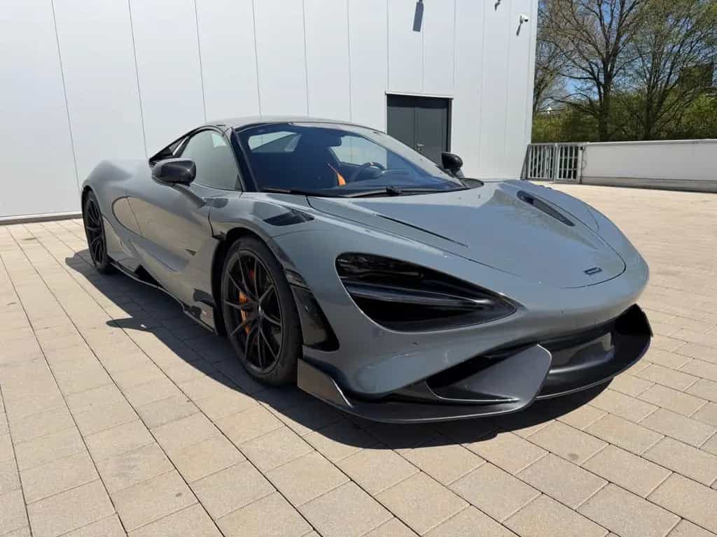 McLaren 765LT Spider Stealth Pack NEUWAGEN! 12/2021-photo-2