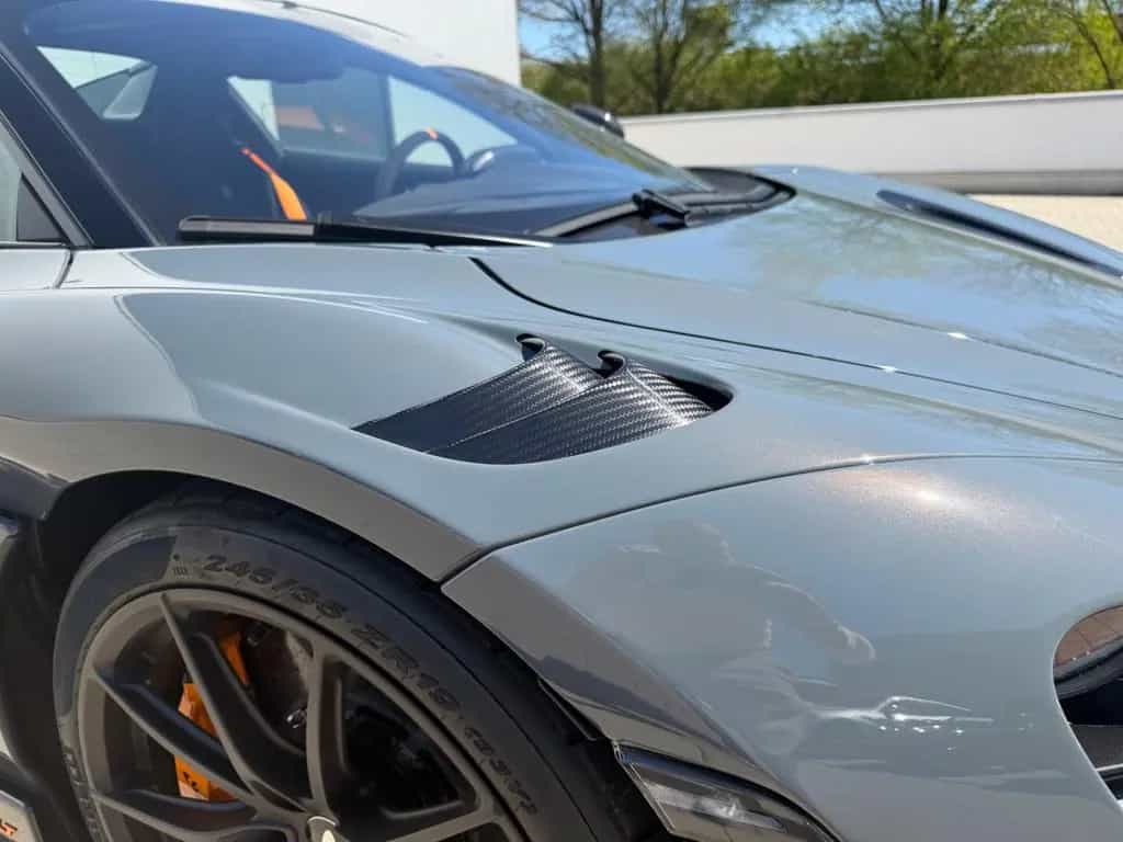 McLaren 765LT Spider Stealth Pack NEUWAGEN! 12/2021-photo-35