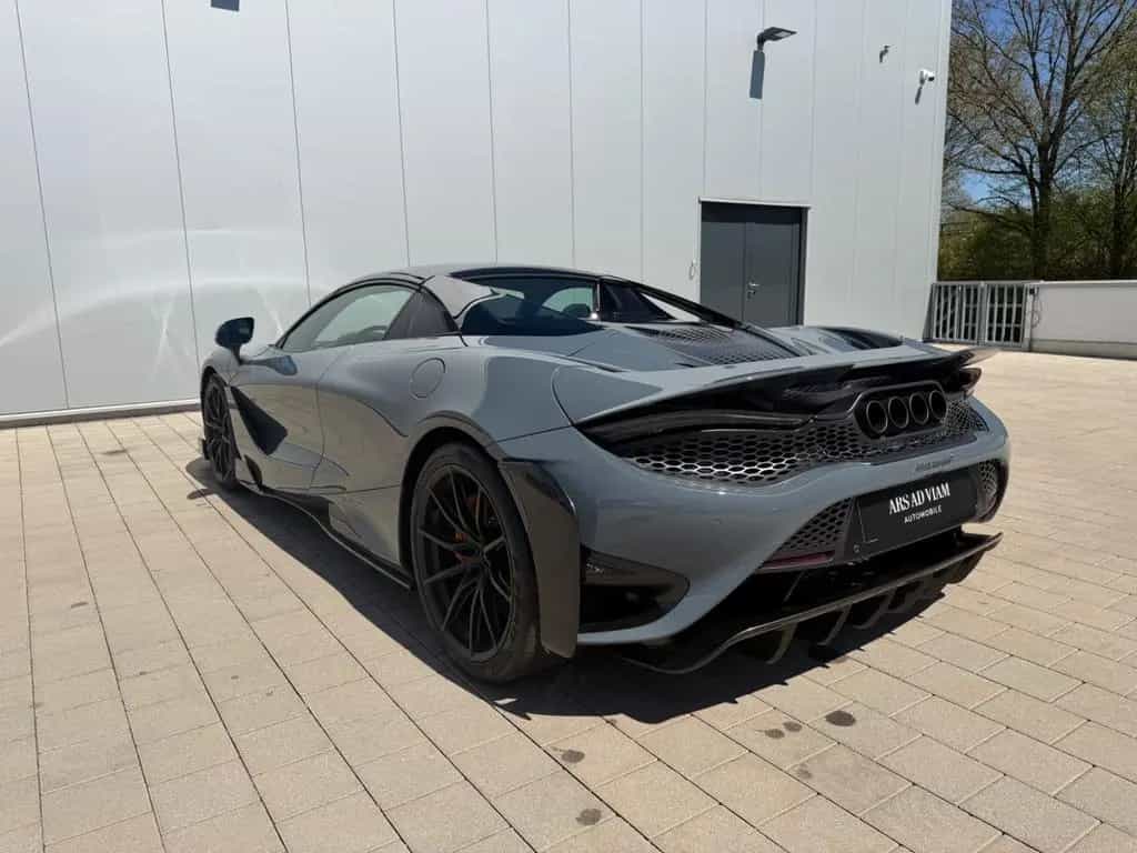 McLaren 765LT Spider Stealth Pack NEUWAGEN! 12/2021-photo-8