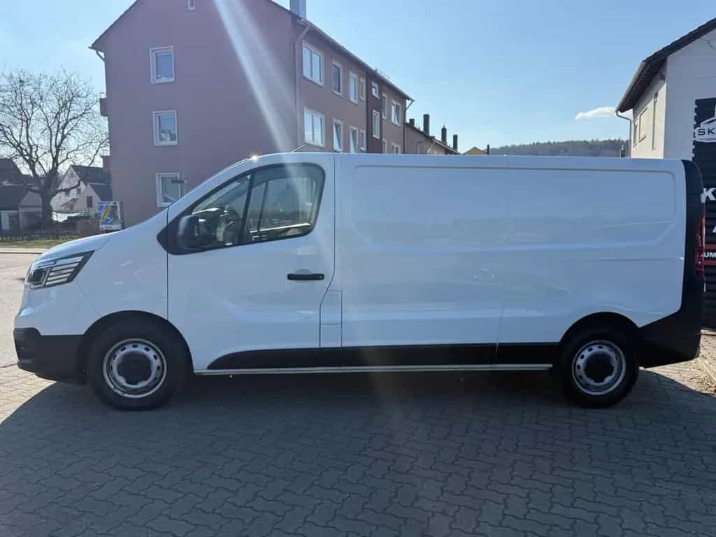 Renault Trafic Kasten L2H1 1.HAND-LED-BiXENON-SHZG-70KM 12/2022-photo-3