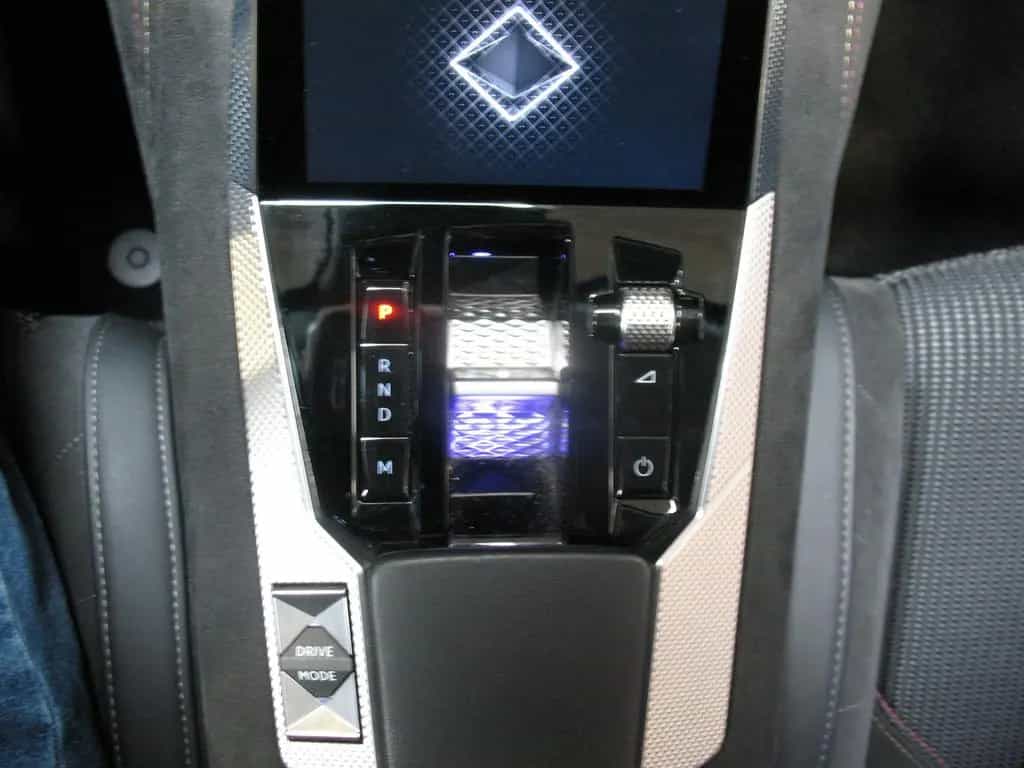 DS Automobiles DS4 DS 4 Performance Linie + Pure Tech 130 *LED* 09/2022-photo-18