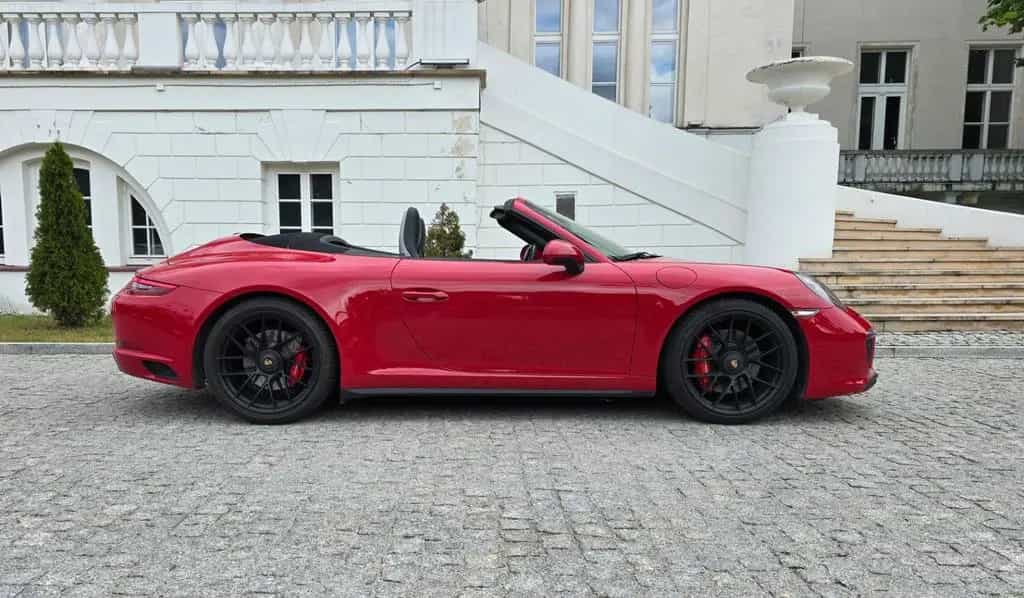 Porsche 911 Carrera GTS PDK Cabrio 01/2018-photo-1