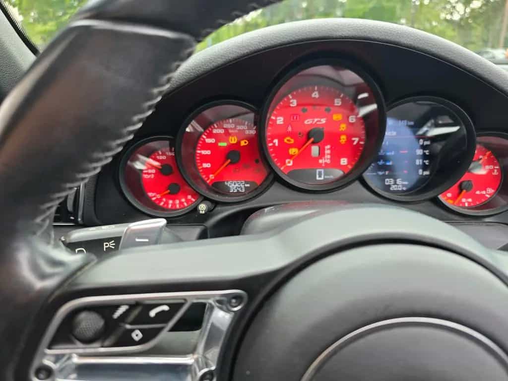 Porsche 911 Carrera GTS PDK Cabrio 01/2018-photo-11