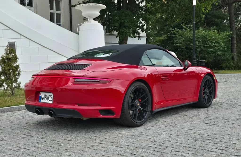 Porsche 911 Carrera GTS PDK Cabrio 01/2018-photo-5