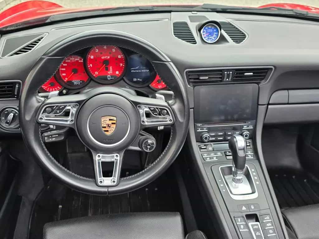 Porsche 911 Carrera GTS PDK Cabrio 01/2018-photo-9