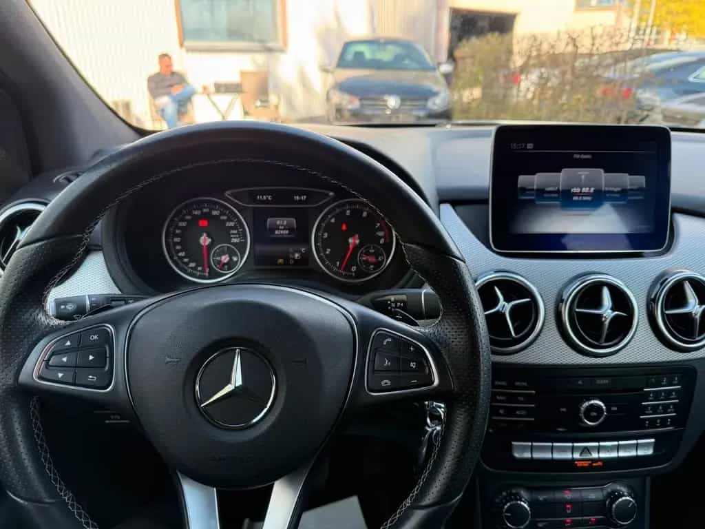 Mercedes-Benz B 200 Urban Style Edition LED, Navi 10/2018-photo-23