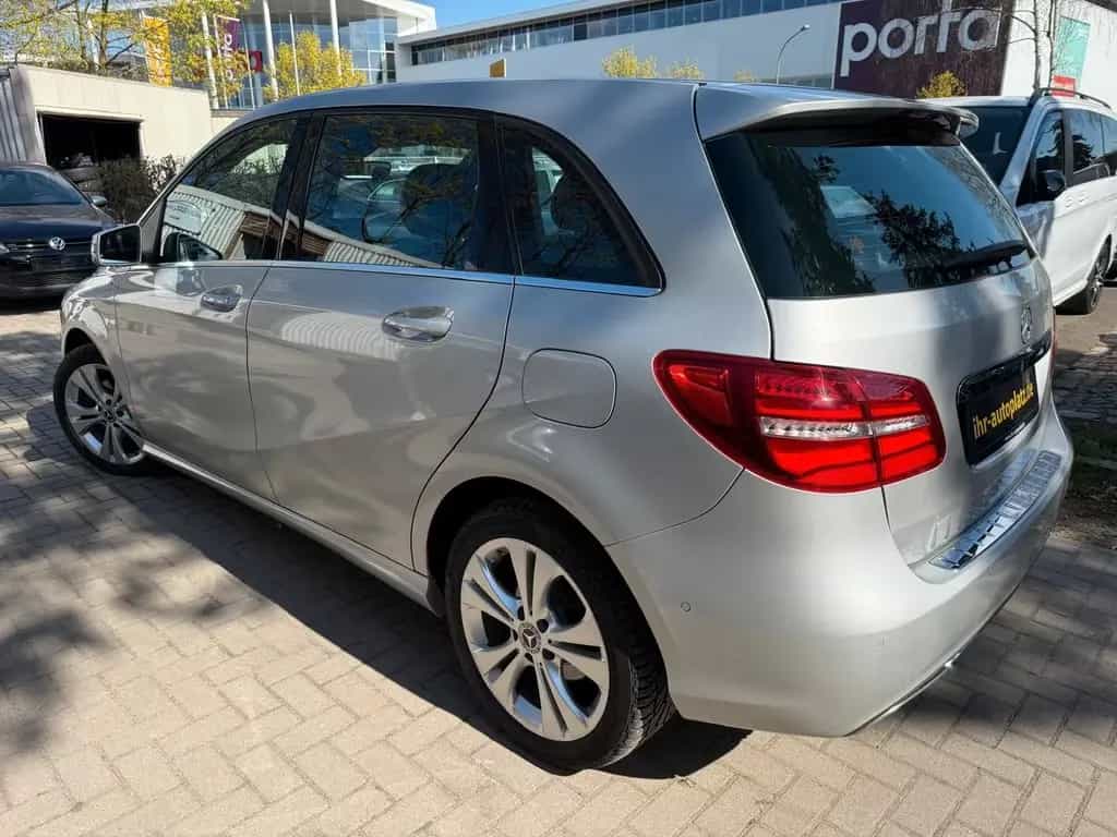 Mercedes-Benz B 200 Urban Style Edition LED, Navi 10/2018-photo-3