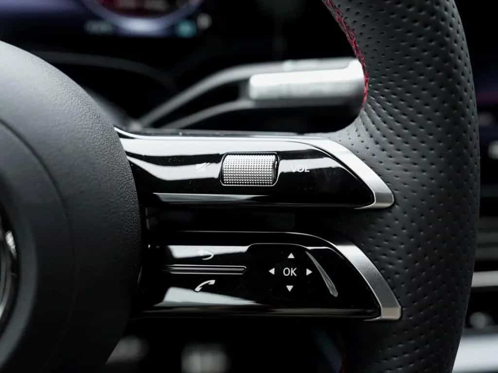 Mercedes-Benz CLA 200 AMG Night Panorama Memory AHK Winter-P 05/2026-photo-17