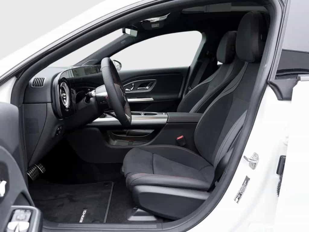 Mercedes-Benz CLA 200 AMG Night Panorama Memory AHK Winter-P 05/2026-photo-6
