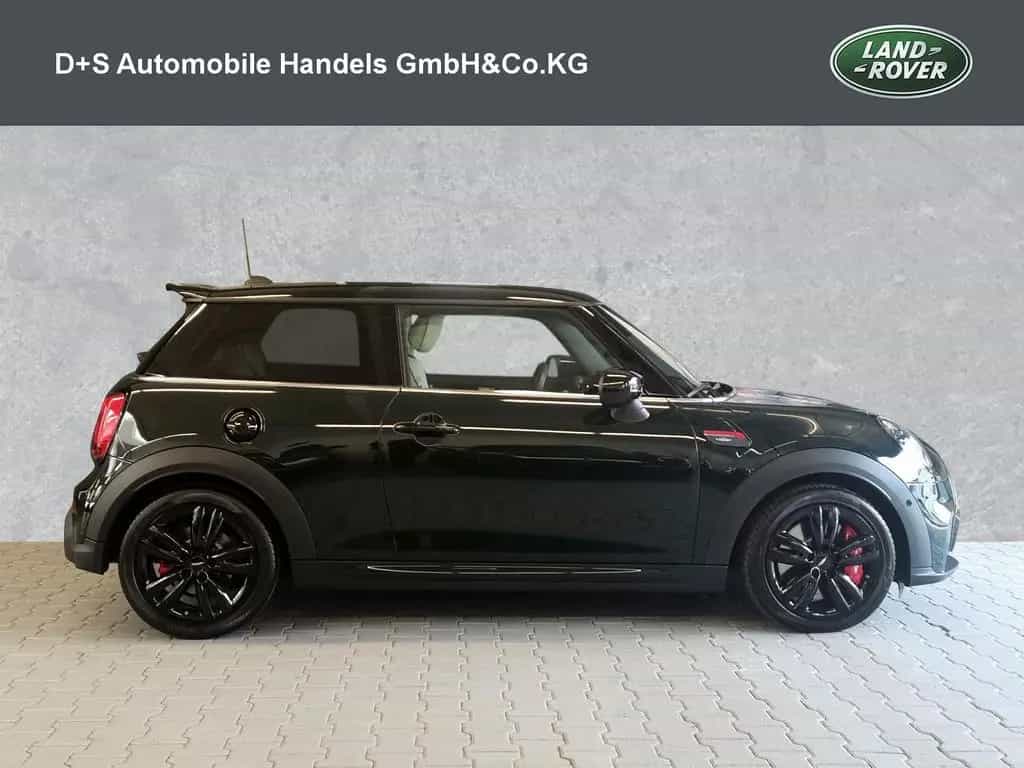 MINI John Cooper Works Classic Trim 02/2024-photo-5