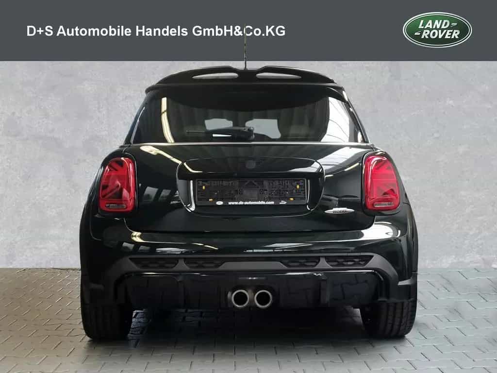 MINI John Cooper Works Classic Trim 02/2024-photo-6