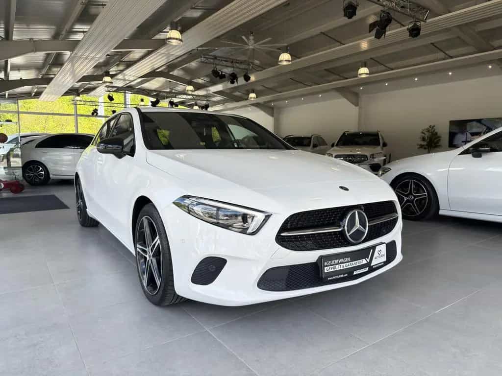 Mercedes-Benz A 200 Progressive LED*RFK*NIGHTPAKET*AMBIENTE 06/2018-photo-1