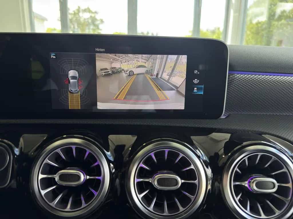 Mercedes-Benz A 200 Progressive LED*RFK*NIGHTPAKET*AMBIENTE 06/2018-photo-11